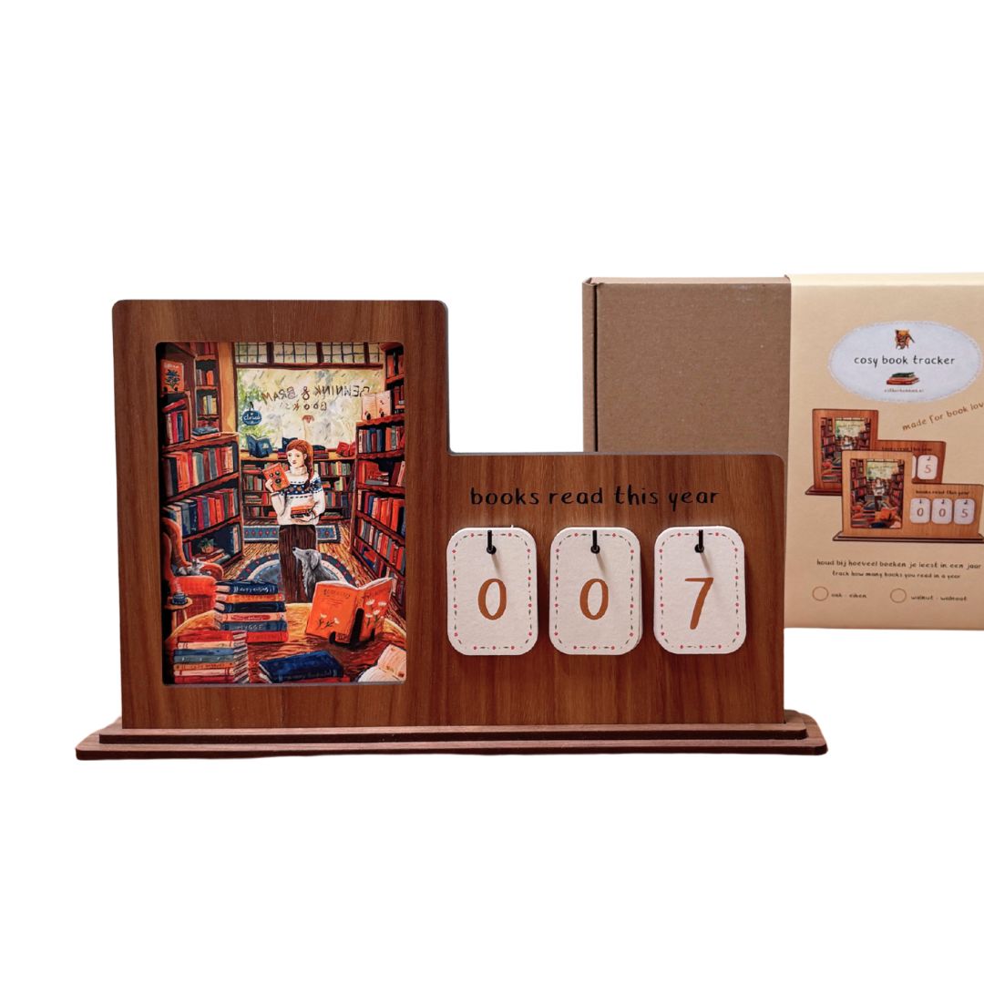Cosy book tracker - walnut